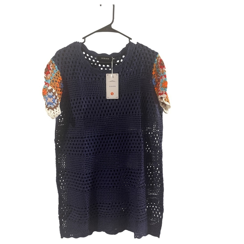 OUKODS Navy Crochet Top with Multicolor Sleeves
